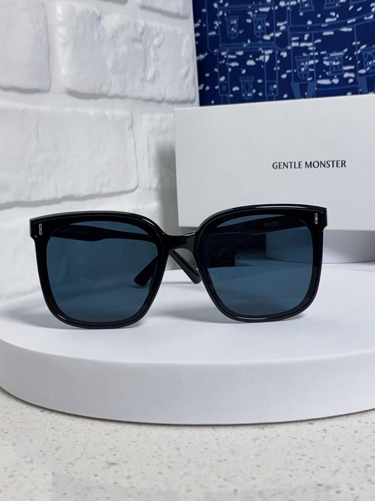 Gentle Monster FIRDA Oversized Red Lens Sunglasses for Women - 416483 - detail image 2