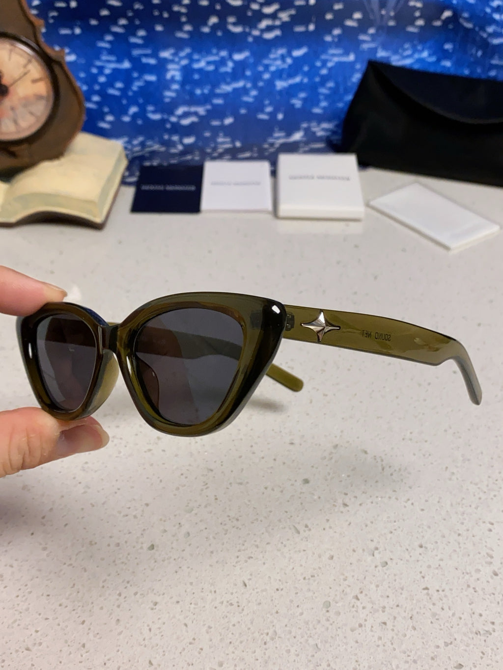 Gentle Monster SIUND Cat-Eye Black Lens Sunglasses for Men & Women - detail image 6