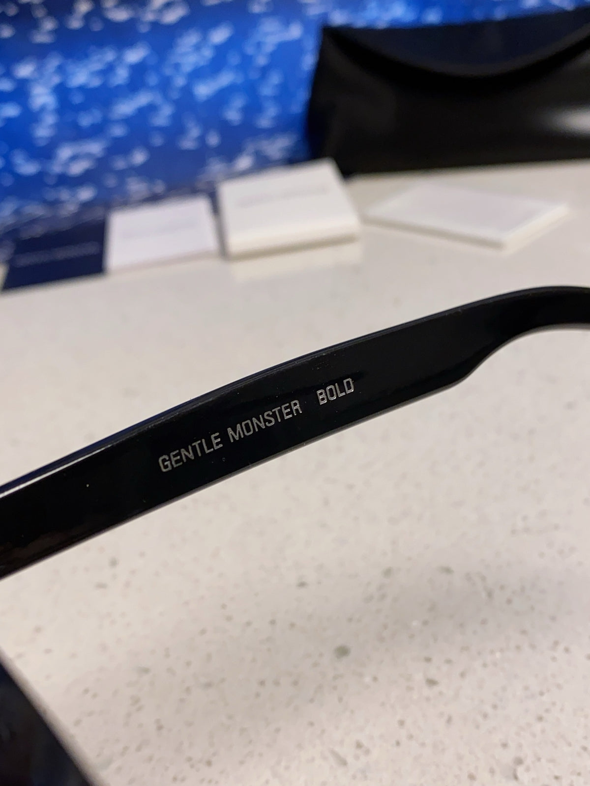 Gentle Monster SIUND Cat-Eye Silver Lens Sunglasses for Men & Women - detail image 8