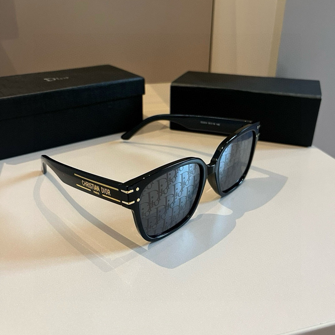 Dior Fashion Gold Lens Sunglasses for Men & Women - 382405