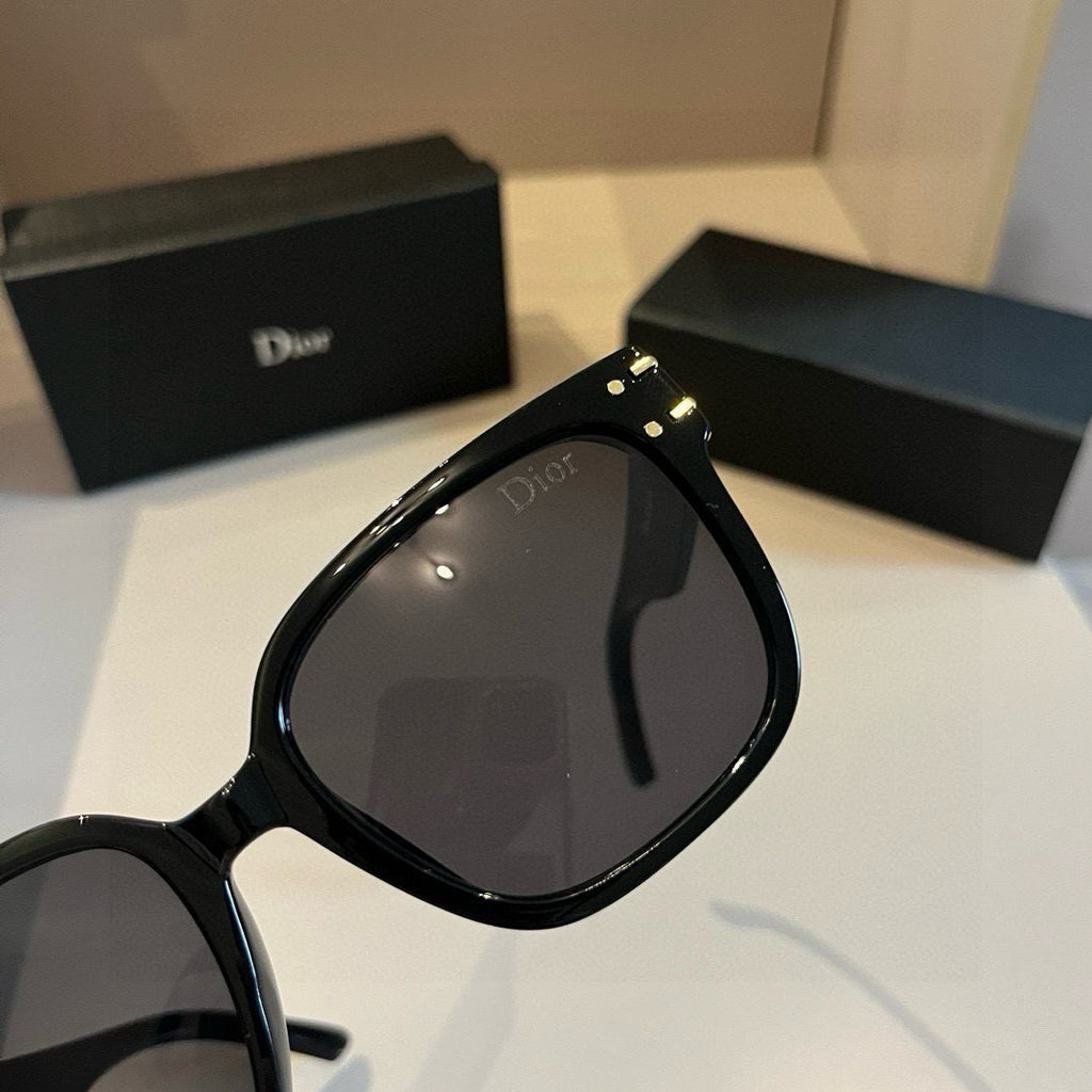 Dior Fashion Black Lens Sunglasses for Men & Women - 382406 - detail image 5