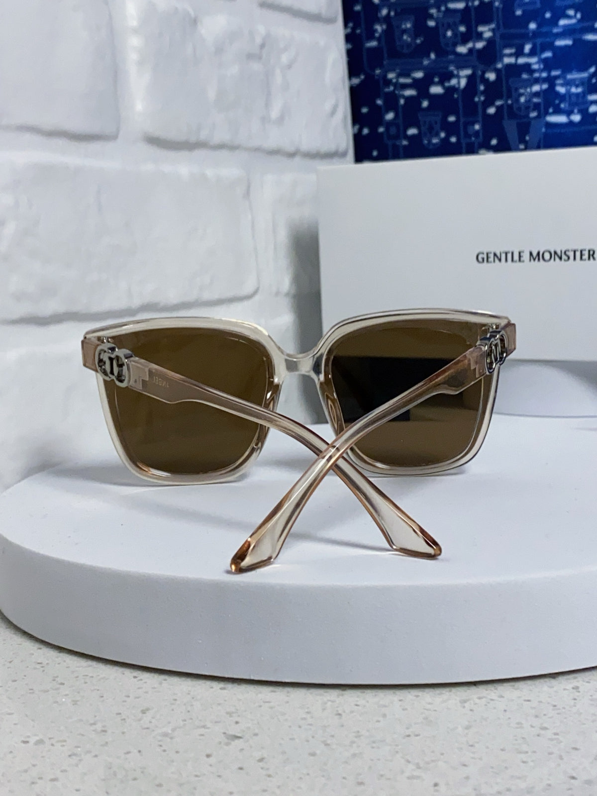 Gentle Monster ANGEL Oversized Brown Lens Sunglasses for Women - 466365 - detail image 3