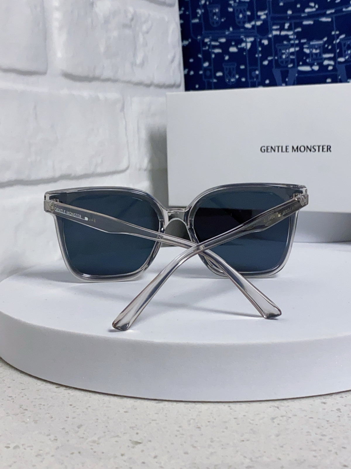 Gentle Monster SAL Acetate Square Black Lens Sunglasses for Men & Wom - 488007 - detail image 3
