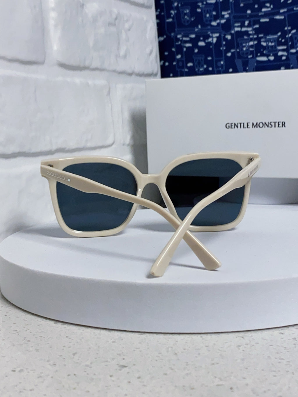 Gentle Monster SAL Acetate Square Blue Lens Sunglasses for Men & Wome - 488008 - detail image 3