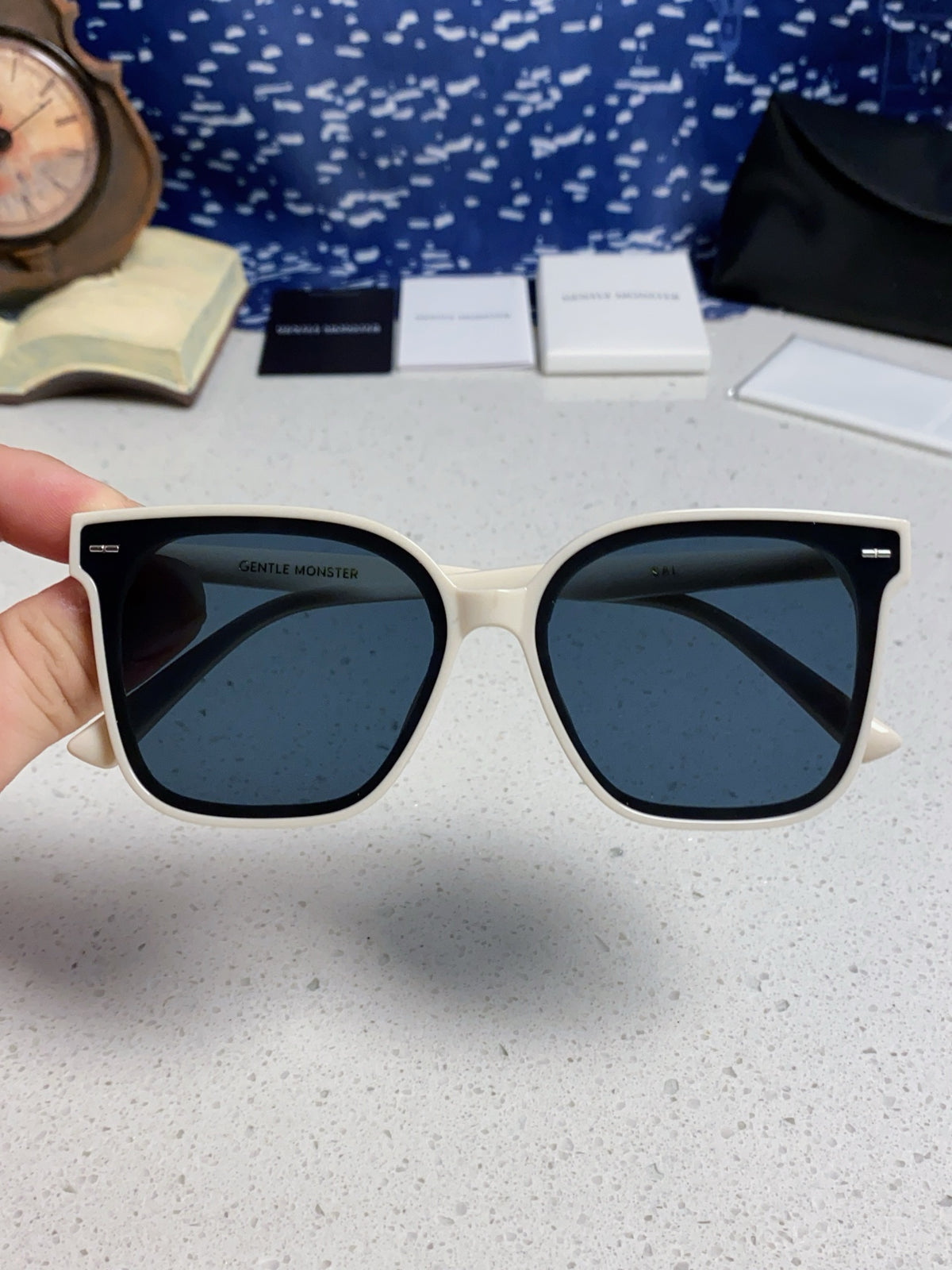 Gentle Monster SAL Acetate Square Blue Lens Sunglasses for Men & Wome - 432940 - detail image 4