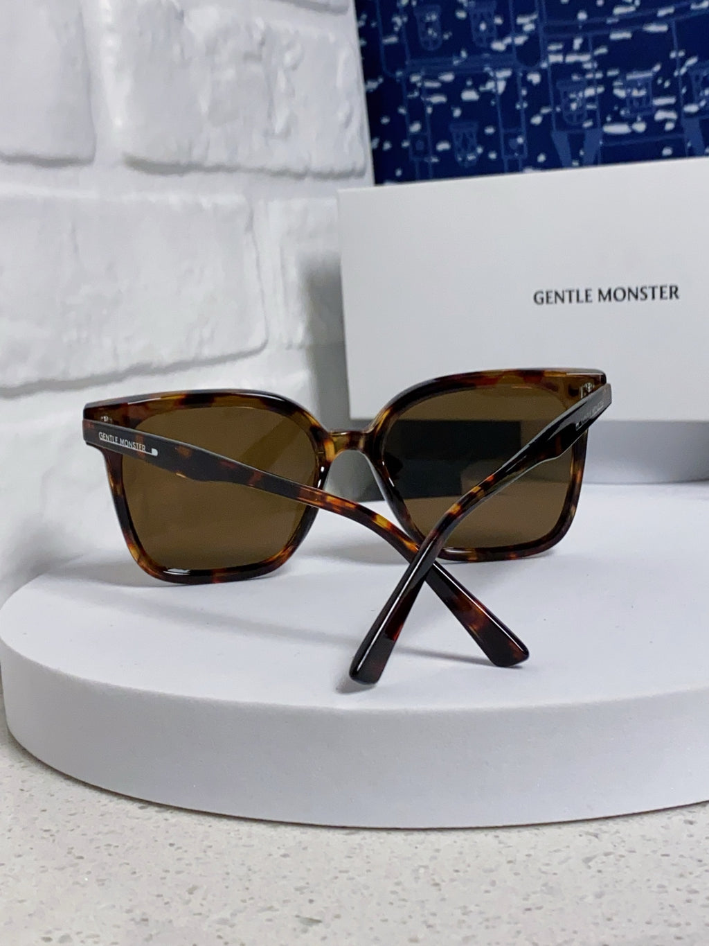 Gentle Monster SAL Acetate Square Black Lens Sunglasses for Men & Women - detail image 3