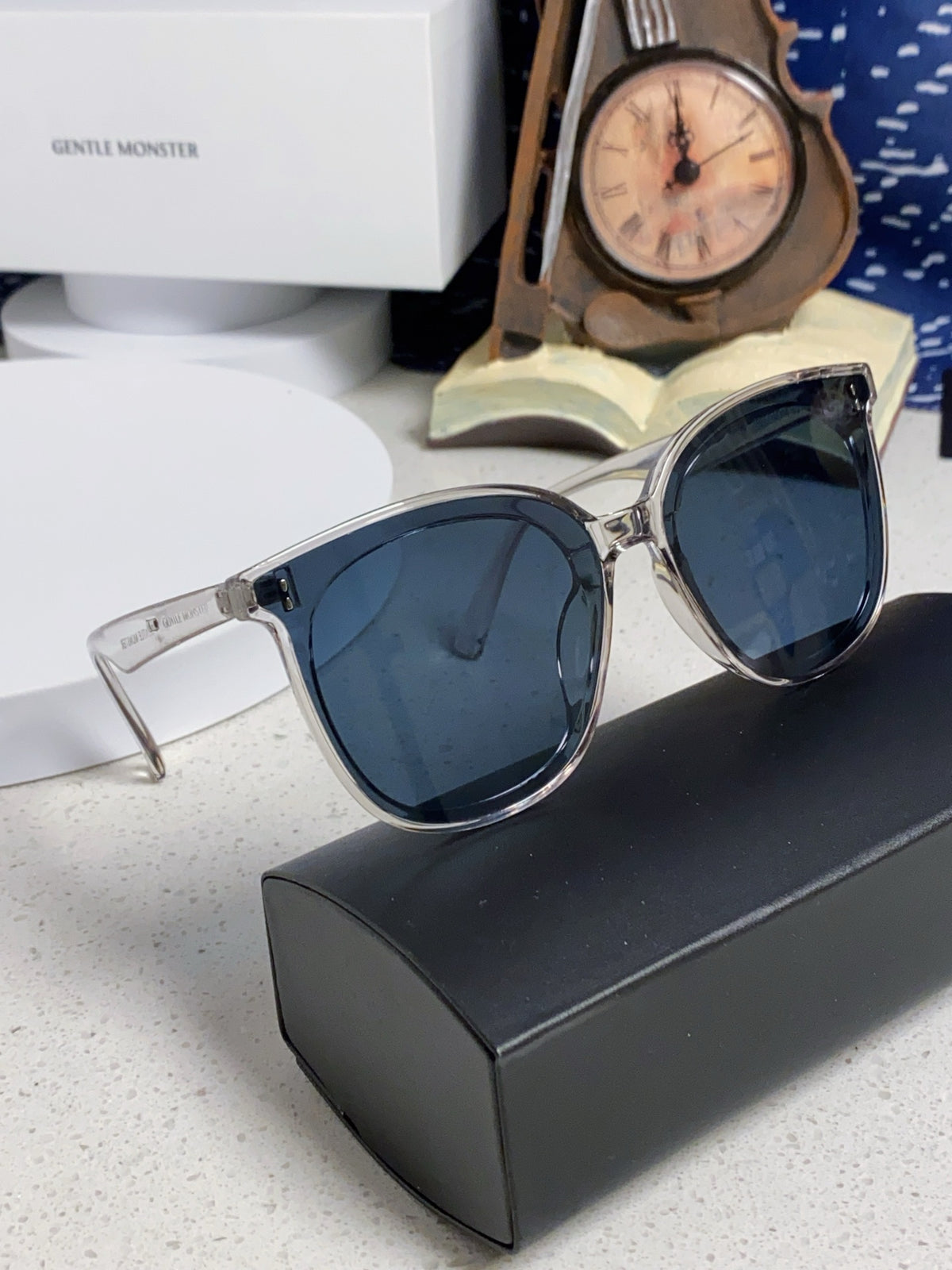 Gentle Monster ROSY Square Blue Lens Sunglasses for Men & Women - 488030 - detail image 10