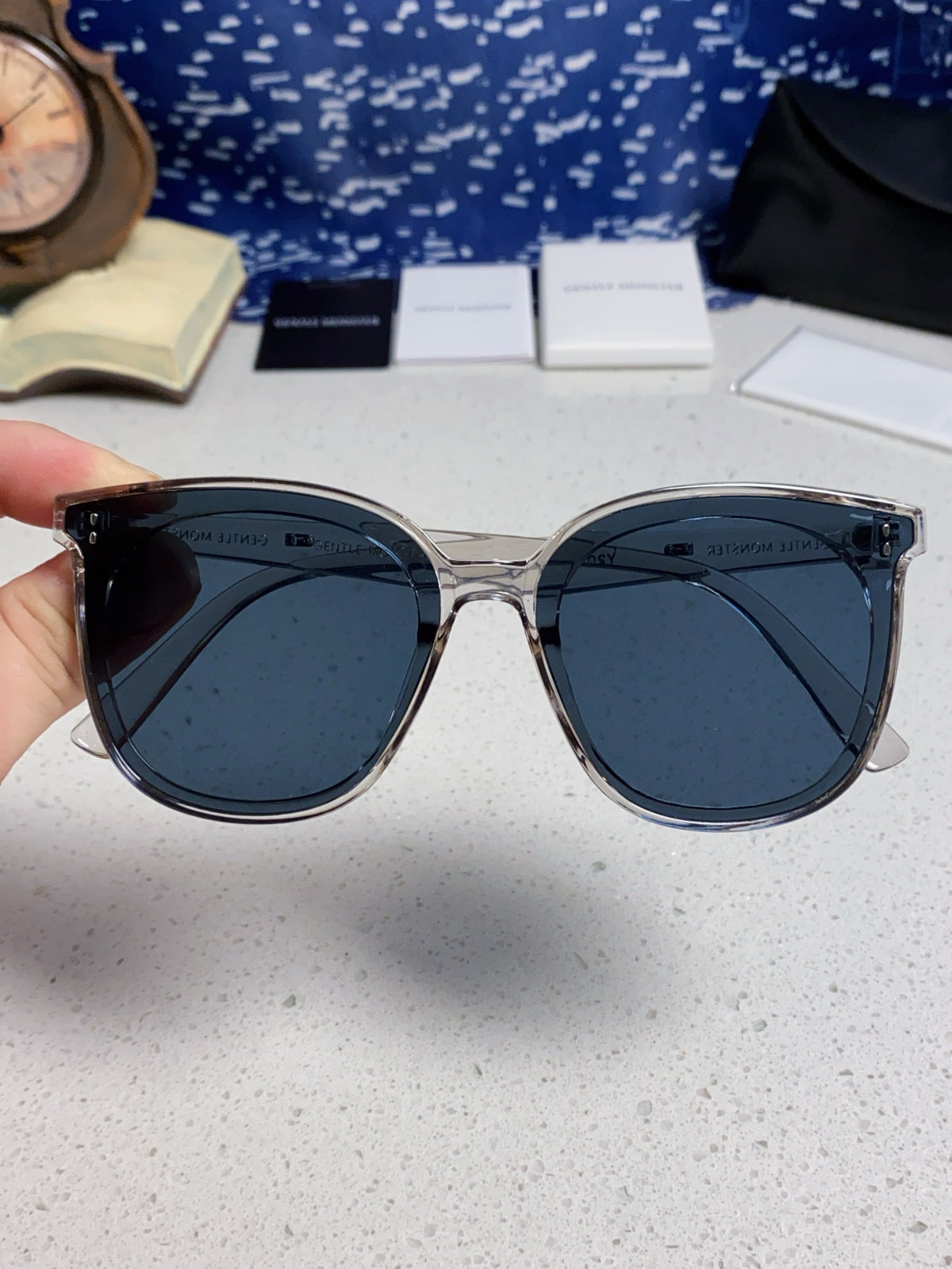 Gentle Monster ROSY Square Blue Lens Sunglasses for Men & Women - 488030 - detail image 4