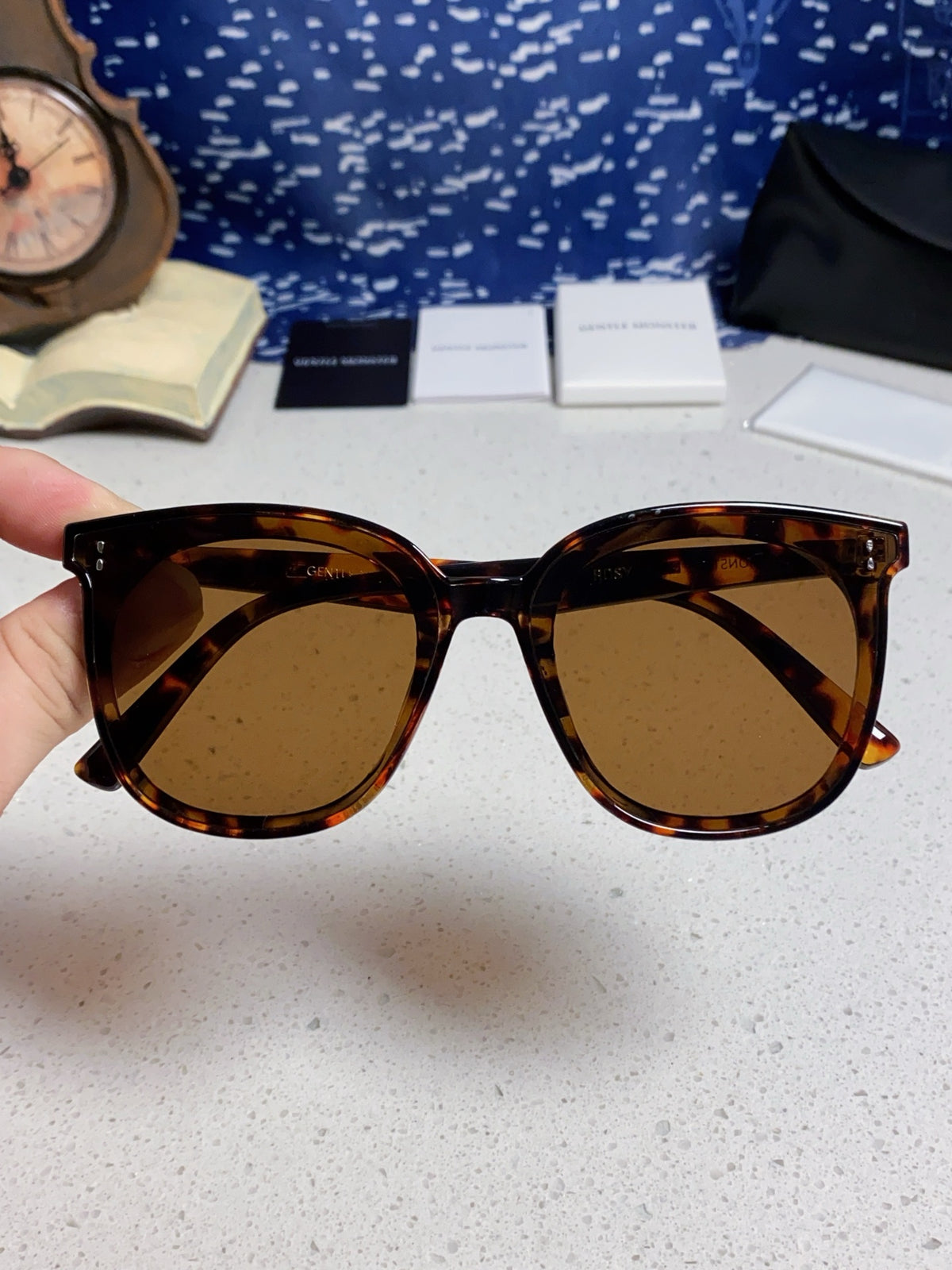 Gentle Monster ROSY Square Brown Lens Sunglasses for Men & Women - detail image 4