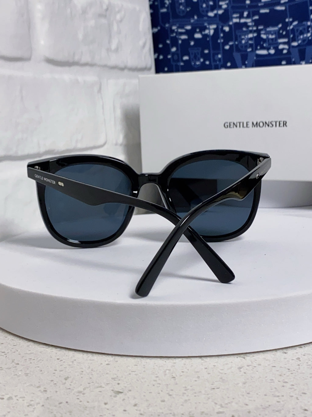 Gentle Monster ROSY Square Black Lens Sunglasses for Men & Women - detail image 3