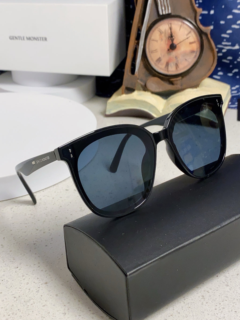 Gentle Monster ROSY Square Black Lens Sunglasses for Men & Women - 998475 - detail image 10