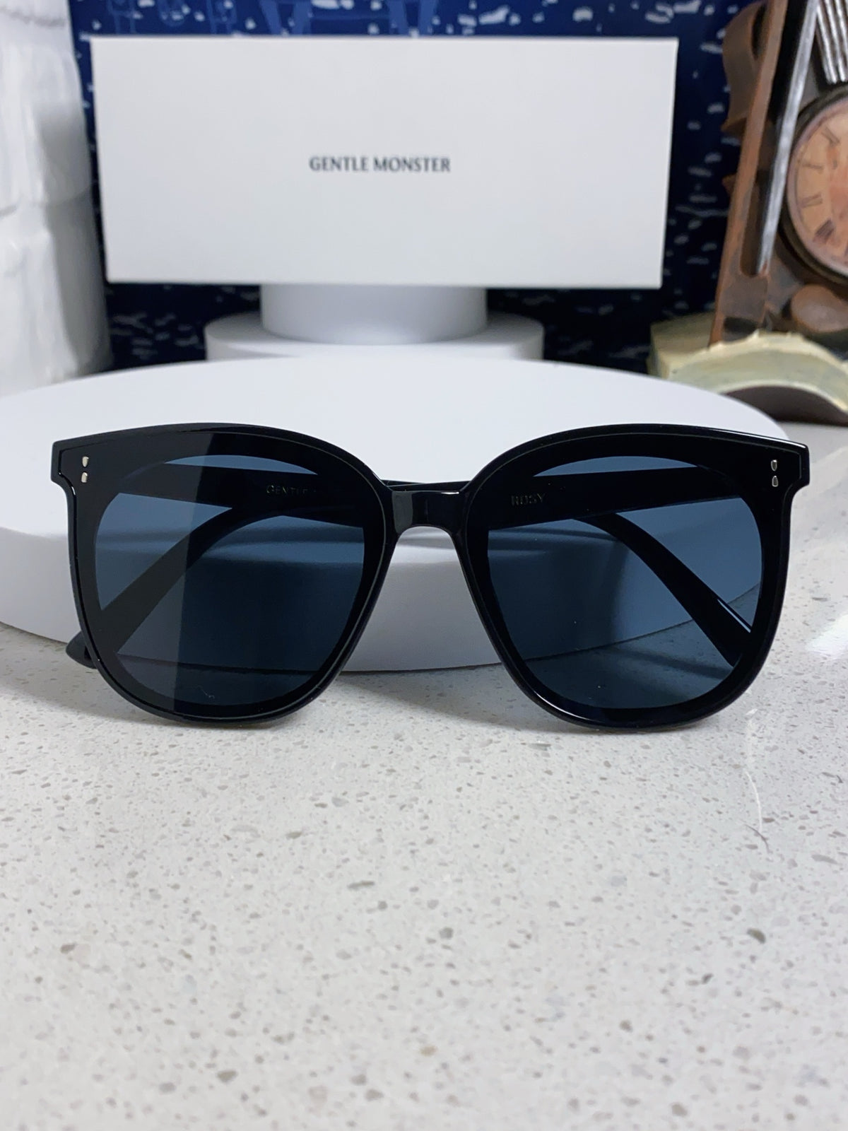 Gentle Monster ROSY Square Black Lens Sunglasses for Men & Women - detail image 9