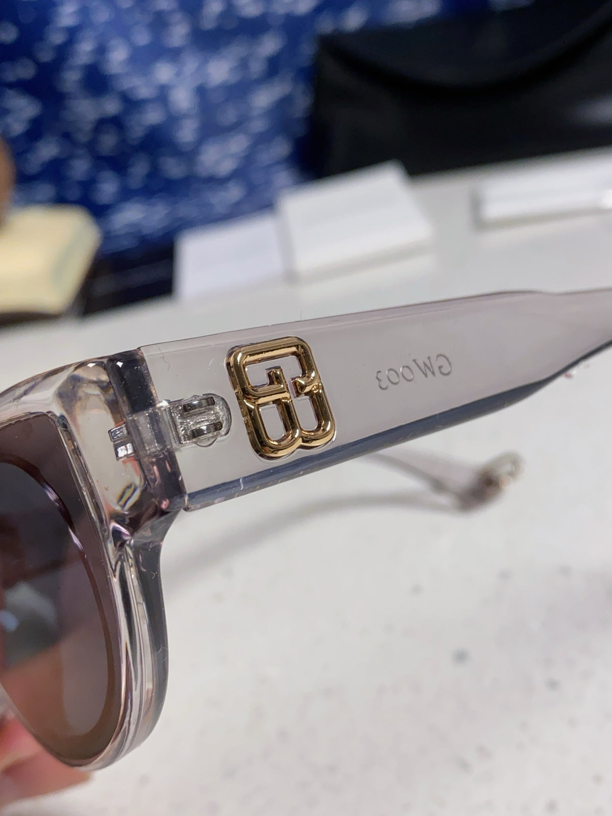Gentle Monster GW003 Cat-Eye Blue Lens Sunglasses for Men & Women - 383104 - detail image 6