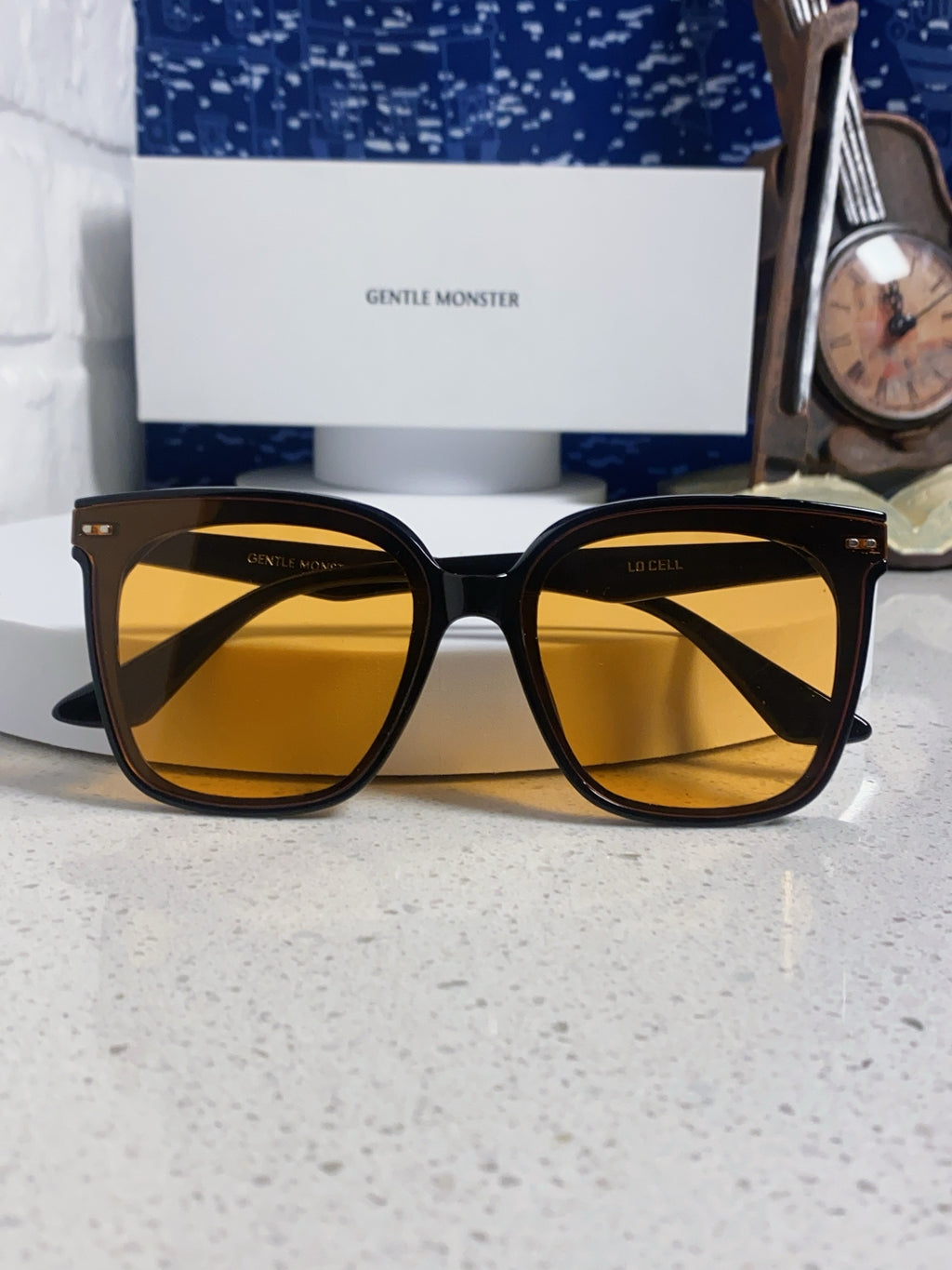 Gentle Monster LOCELL Polarized Oversized Black Lens Sunglasses - 449984 - detail image 9
