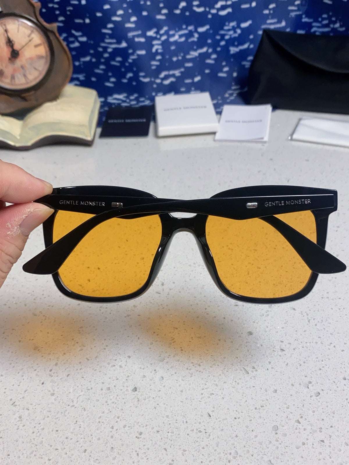 Gentle Monster LOCELL Polarized Oversized Black Lens Sunglasses - 449984 - detail image 5