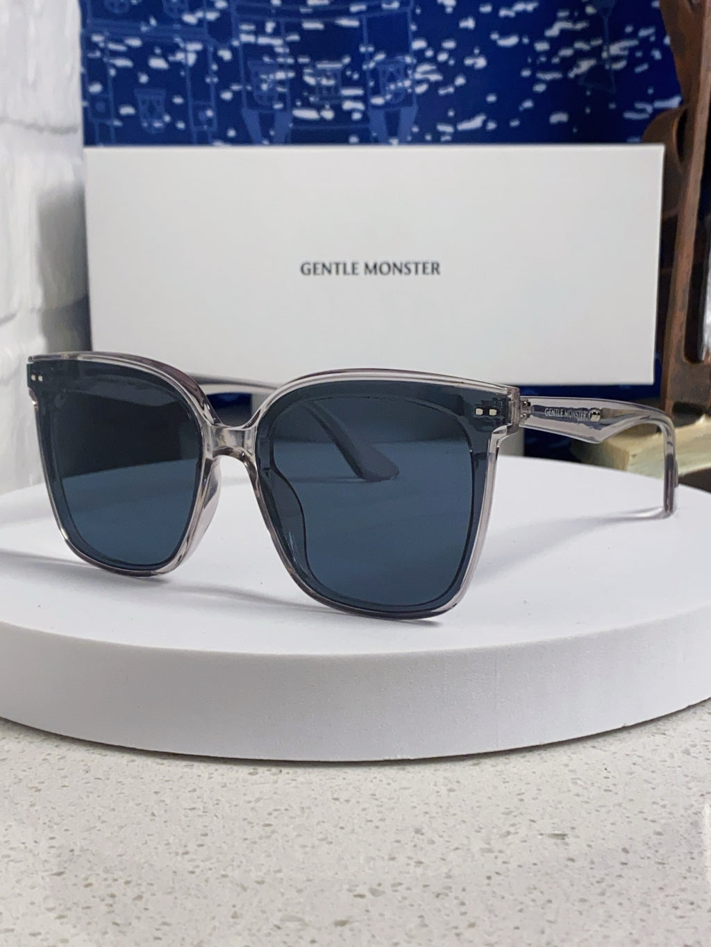 Gentle Monster LOCELL Polarized Oversized Black Lens Sunglasses - 449986