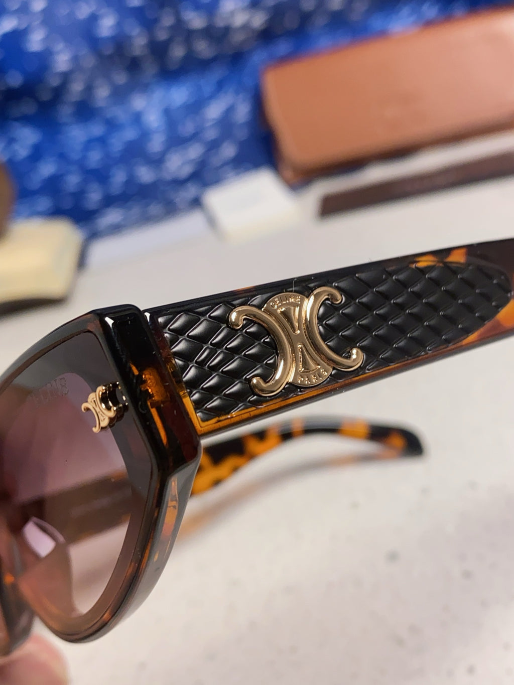 Celine Cat-Eye Gray Lens Sunglasses for Men & Women - 432027 - detail image 7