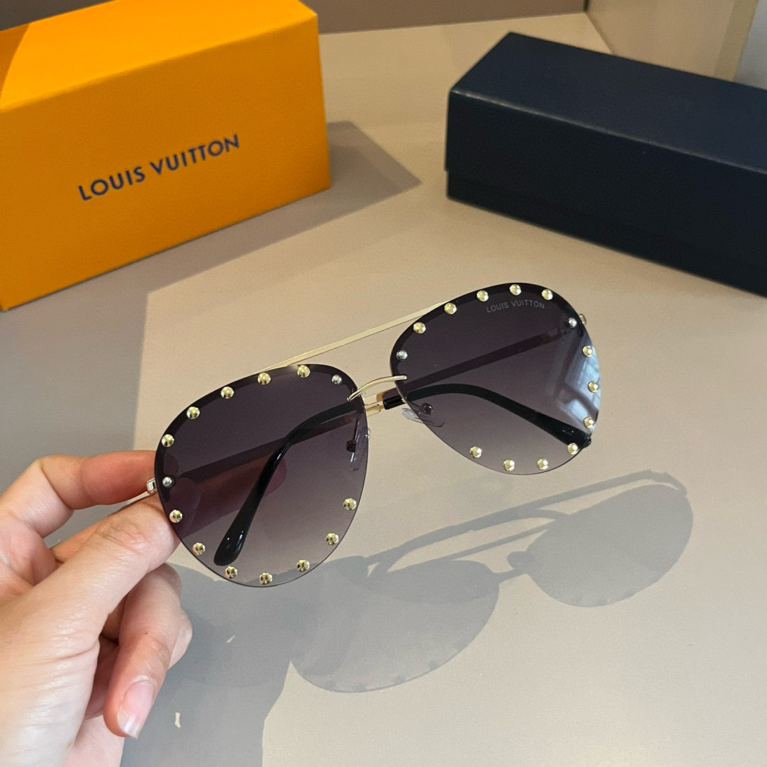 Louis Vuitton Metal Aviator Gold Lens Sunglasses for Men & Women - 431152 - detail image 5