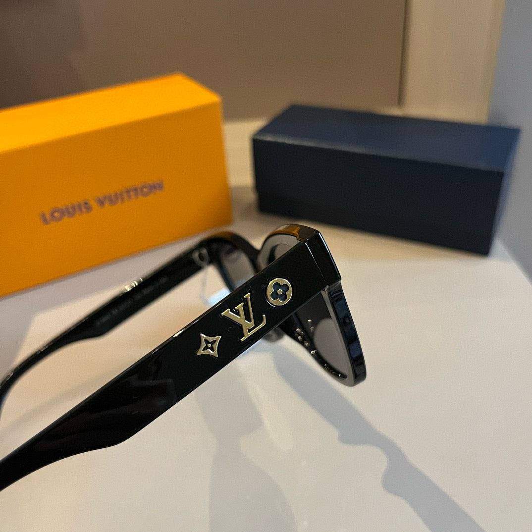 Louis Vuitton Metal Fashion Gold Lens Sunglasses for Men & Women - 464735 - detail image 2