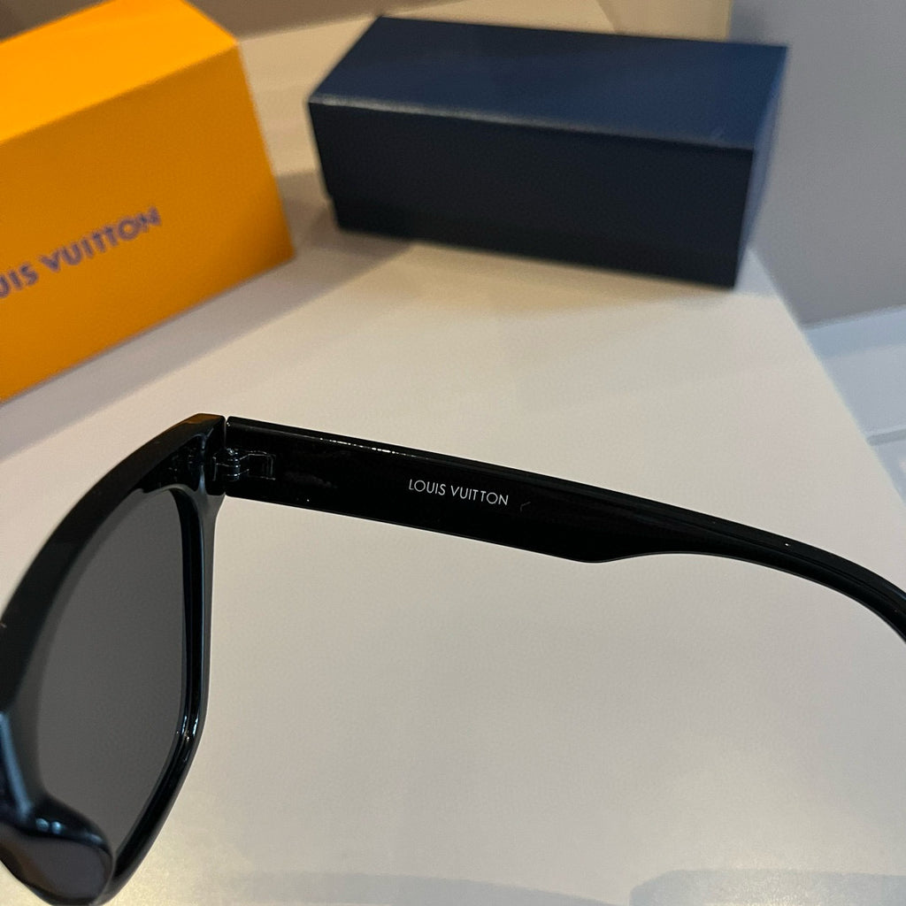 Louis Vuitton Metal Fashion Gold Lens Sunglasses for Men & Women - 464735 - detail image 8