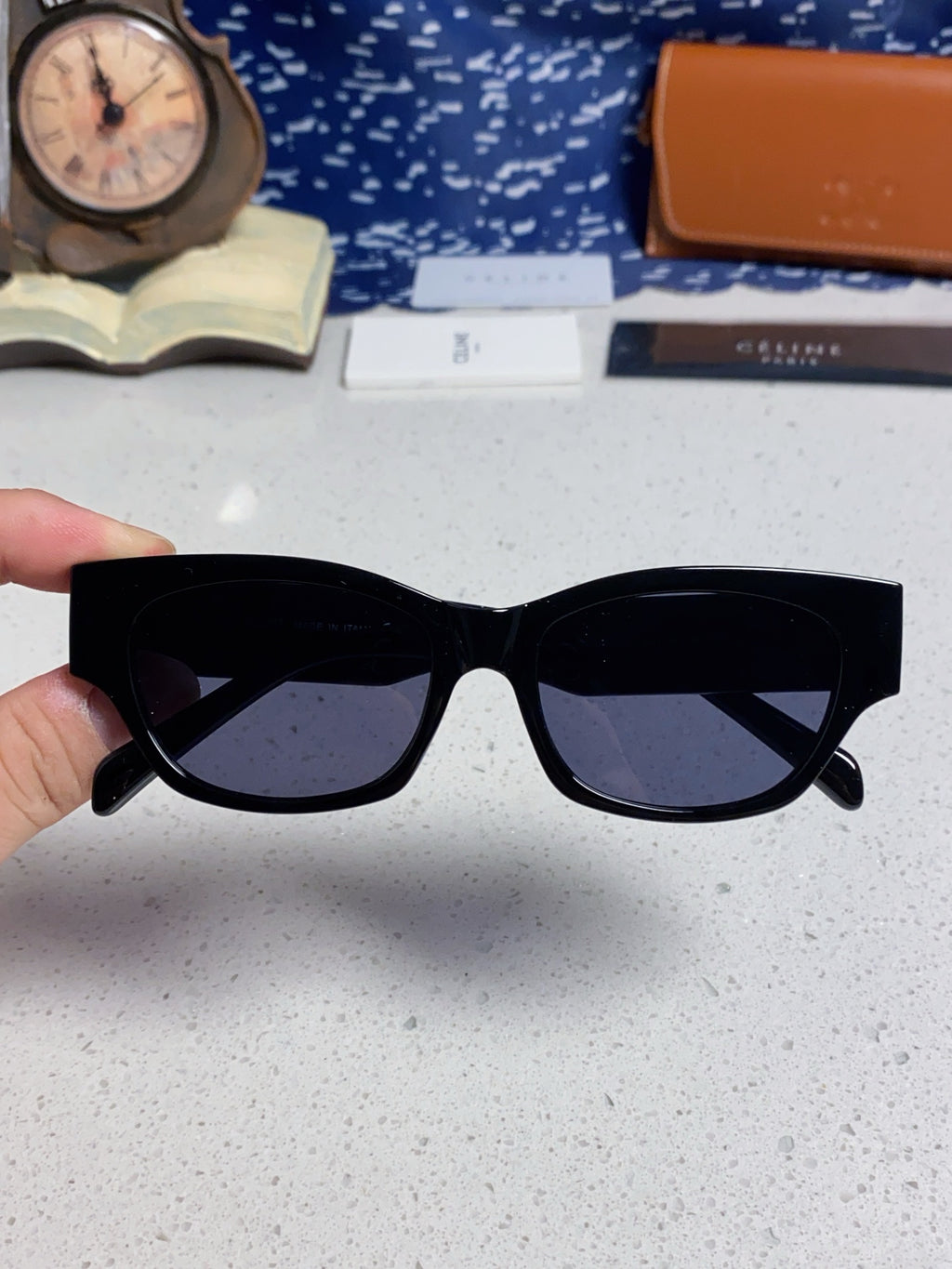 Celine Fashion Black Lens Sunglasses for Men & Women - 358288 - detail image 4