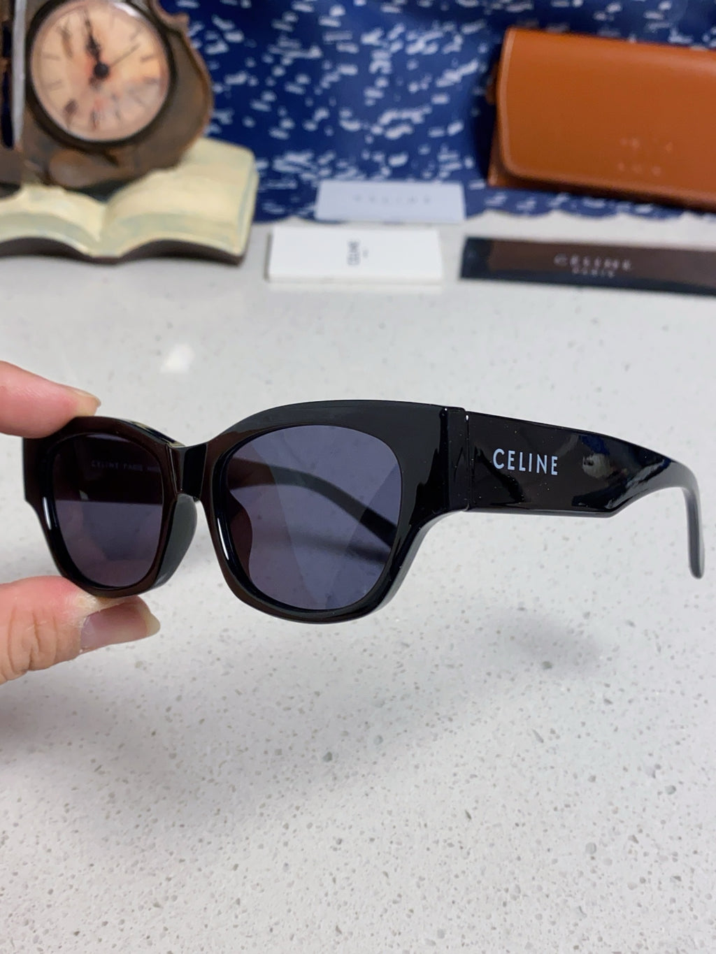 Celine Fashion Black Lens Sunglasses for Men & Women - 431992 - detail image 6