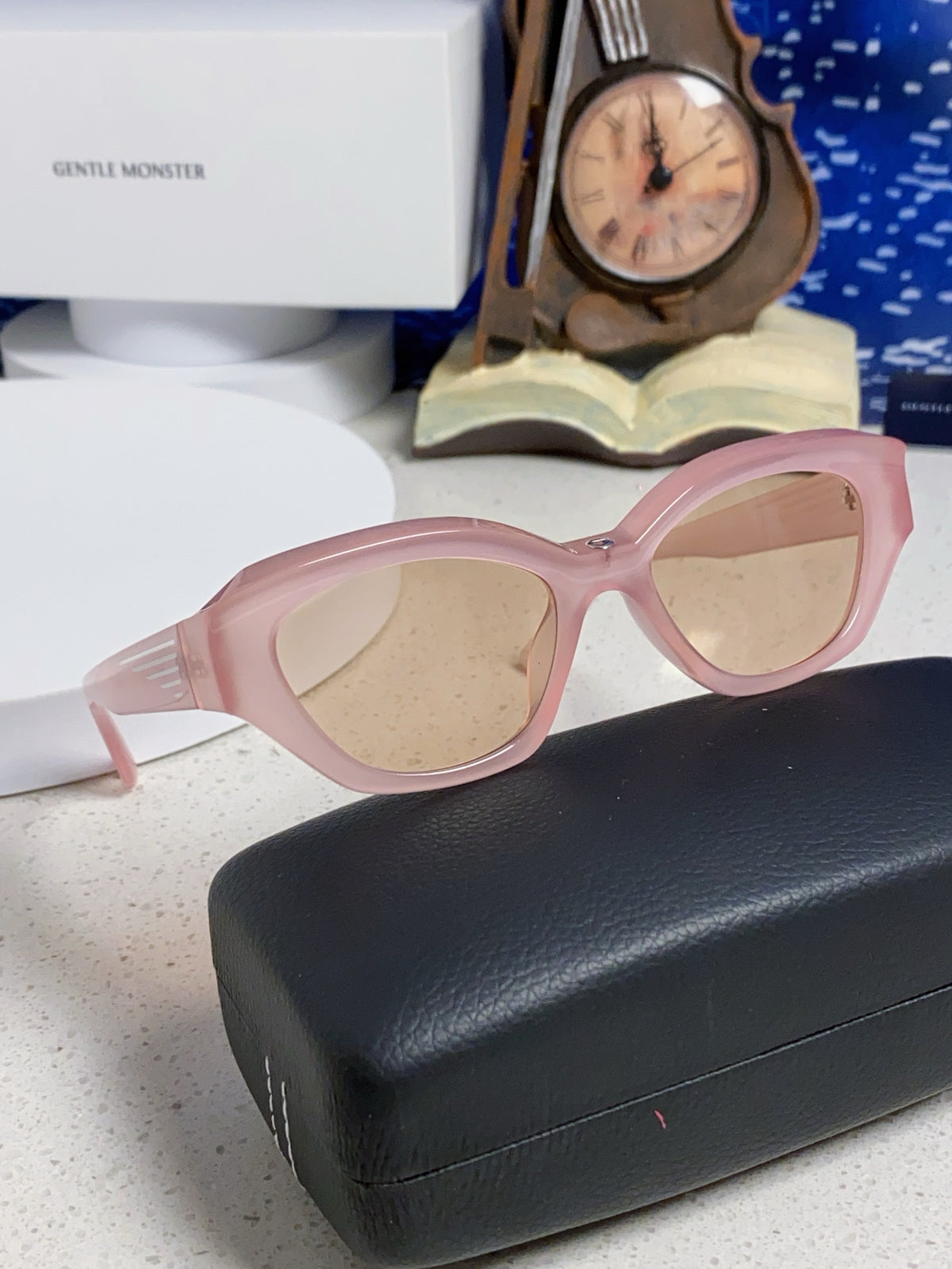 Gentle Monster Fashion Red Lens Sunglasses for Men & Women - detail image 11