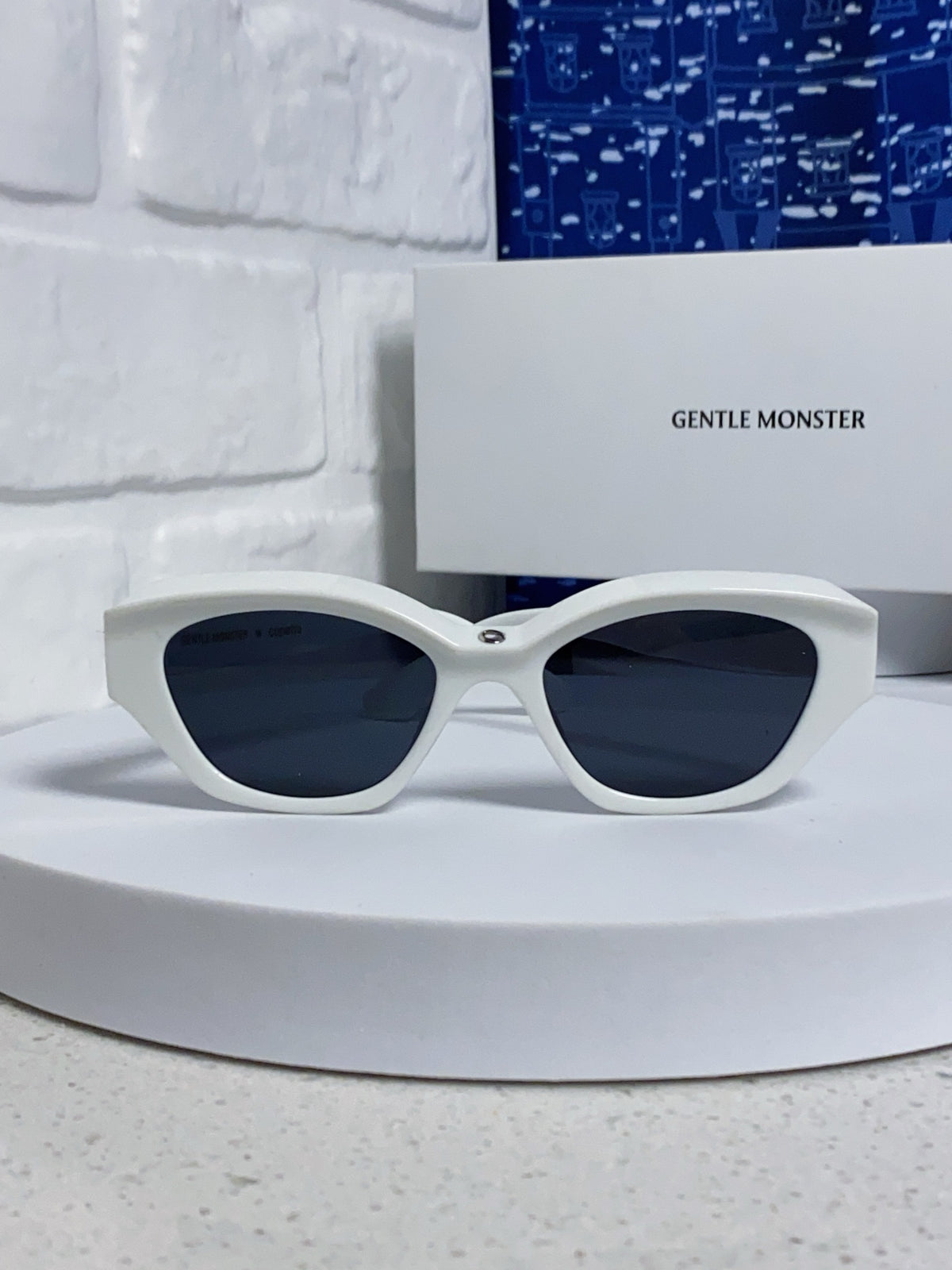 Gentle Monster Fashion Blue Lens Sunglasses for Men & Women - detail image 2