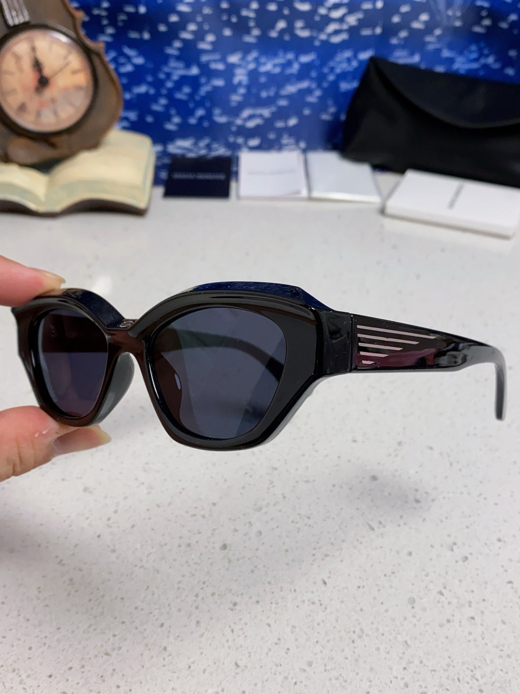 Gentle Monster Fashion Black Lens Sunglasses for Men & Women - detail image 6