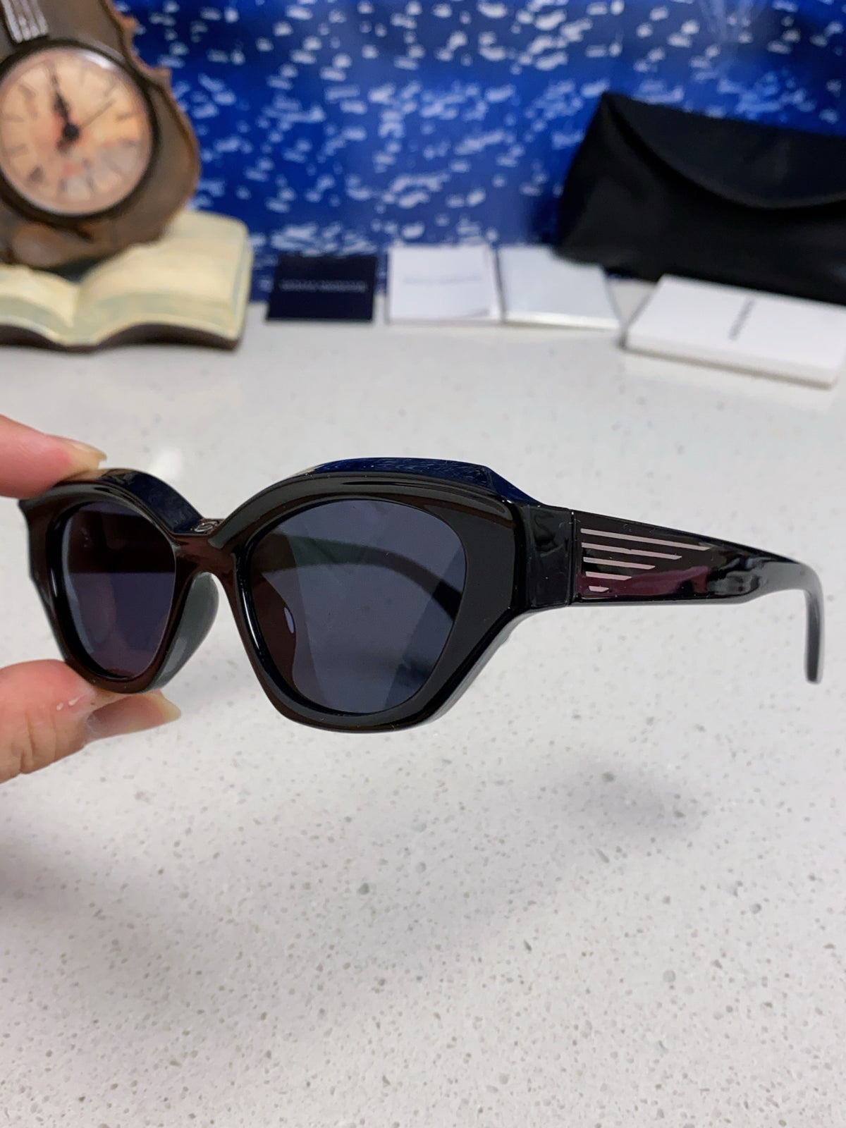 Gentle Monster Fashion Black Lens Sunglasses for Men & Women - detail image 6