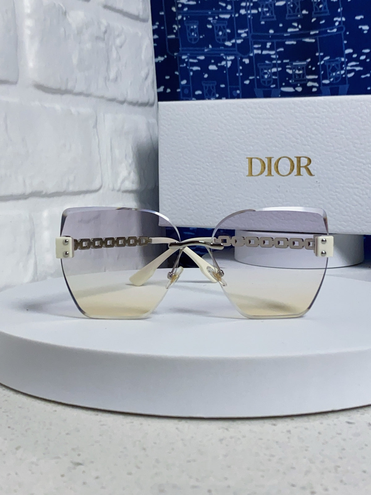 Dior Polarized Fashion Silver Lens Sunglasses for Women - 449088 - detail image 2