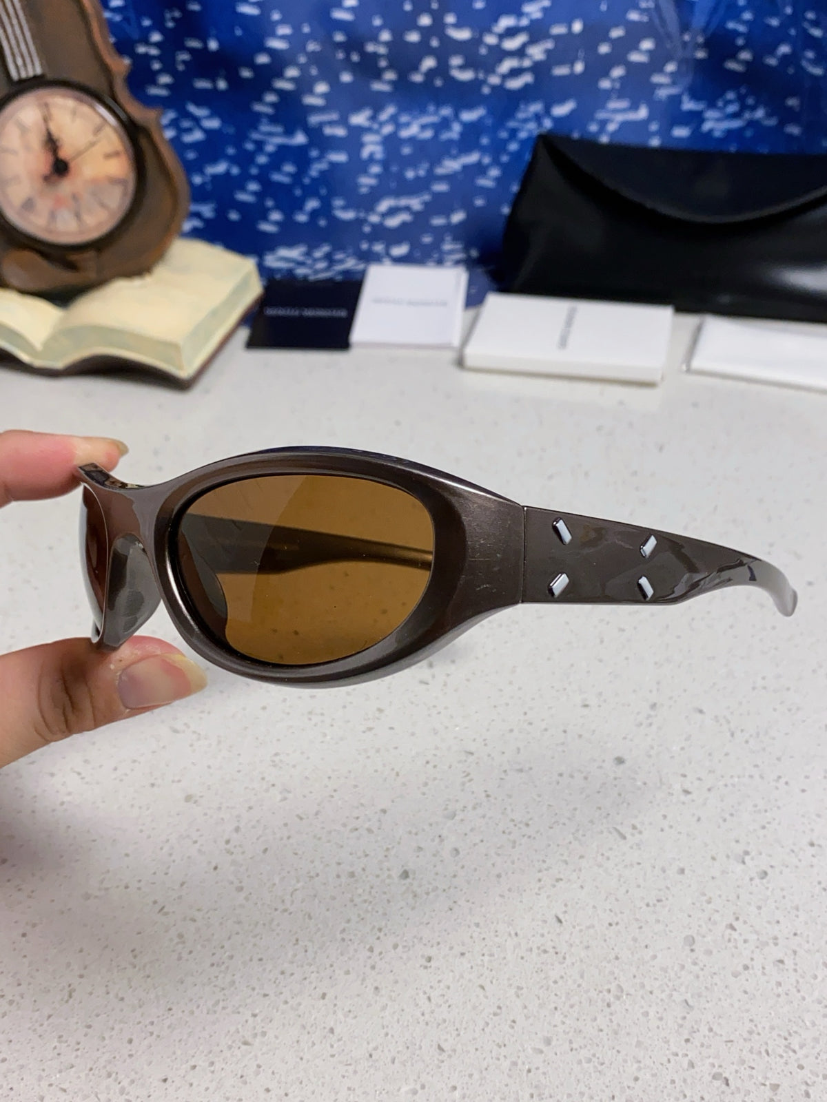 Gentle Monster MM003 Cat-Eye Brown Lens Sunglasses for Women - detail image 6