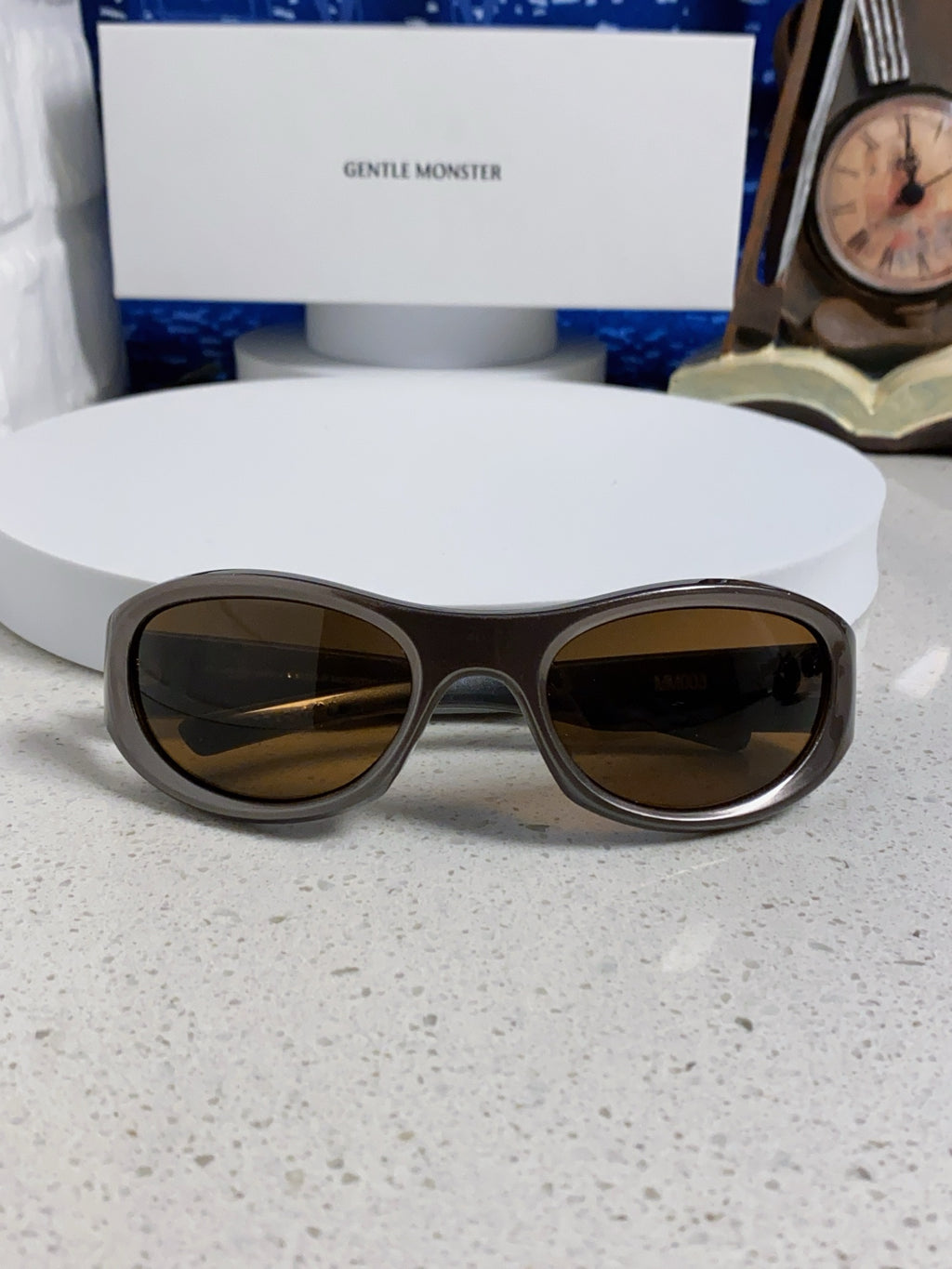 Gentle Monster MM003 Cat-Eye Brown Lens Sunglasses for Women - detail image 10