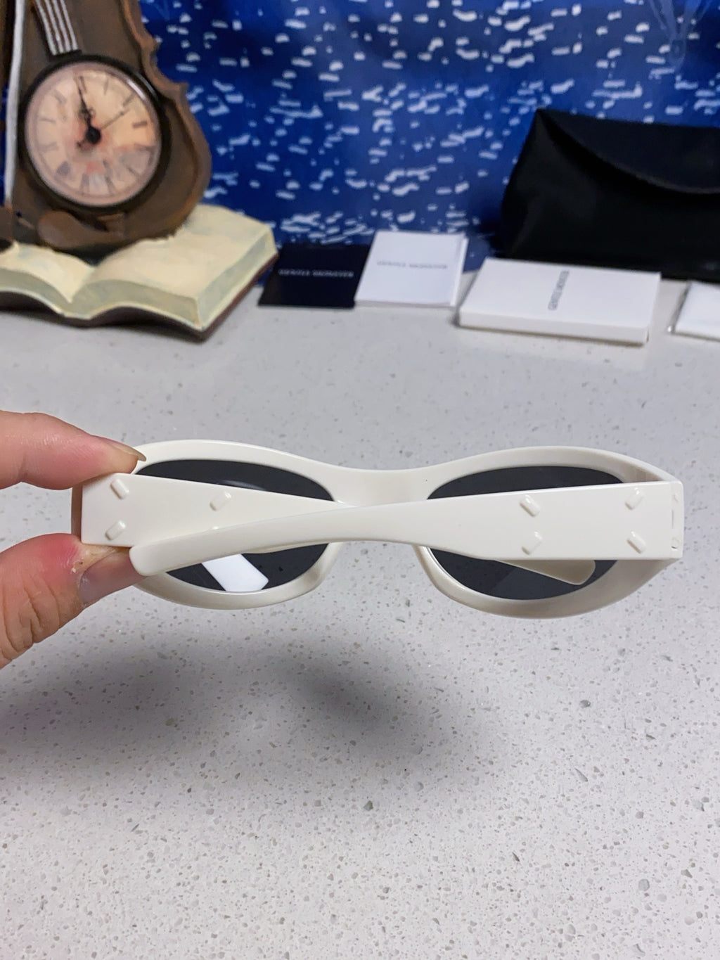 Gentle Monster MM003 Cat-Eye Silver Lens Sunglasses for Women - detail image 5