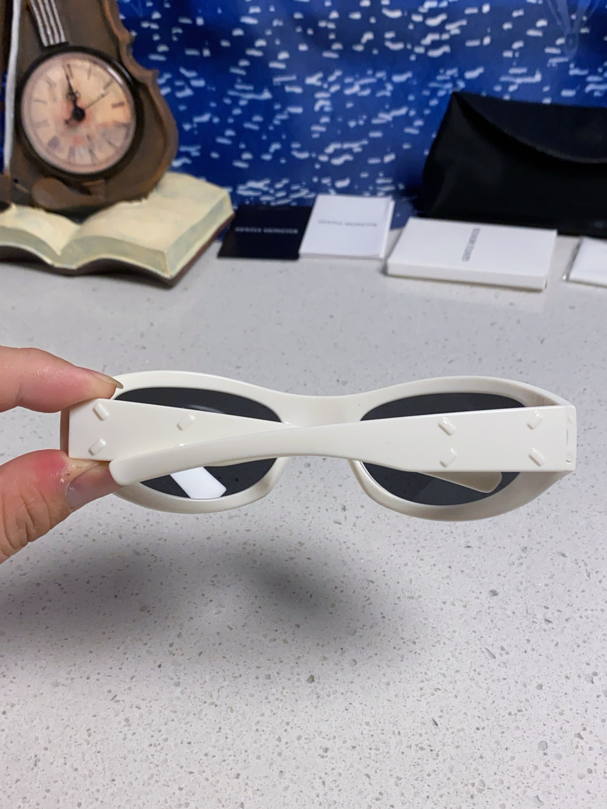 Gentle Monster MM003 Cat-Eye Silver Lens Sunglasses for Women - 416457 - detail image 5