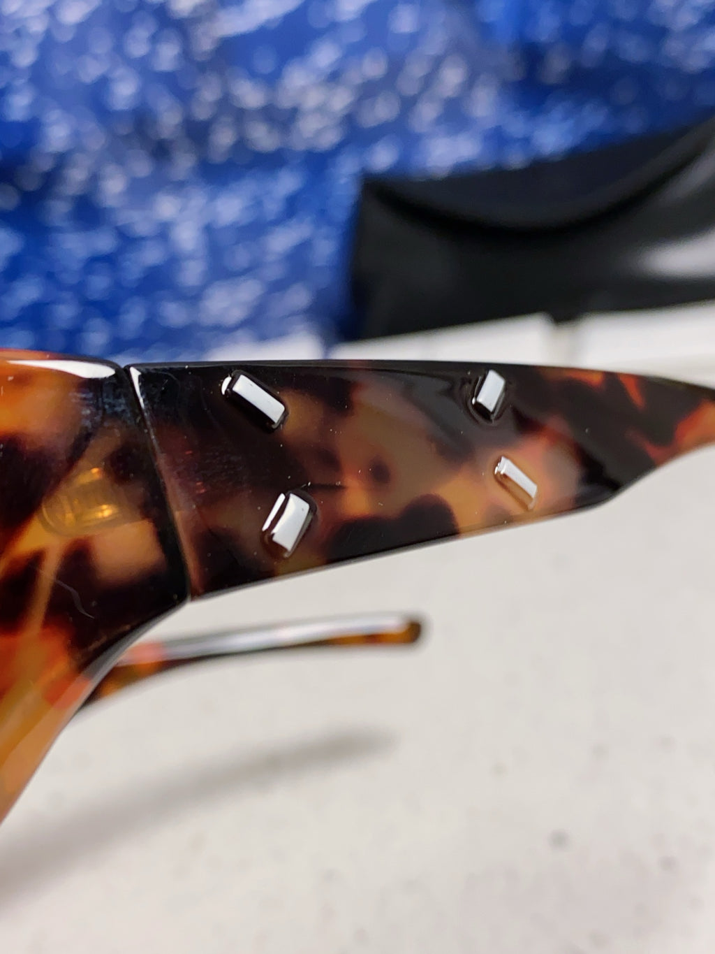 Gentle Monster MM003 Cat-Eye Black Lens Sunglasses for Women - 449982 - detail image 7