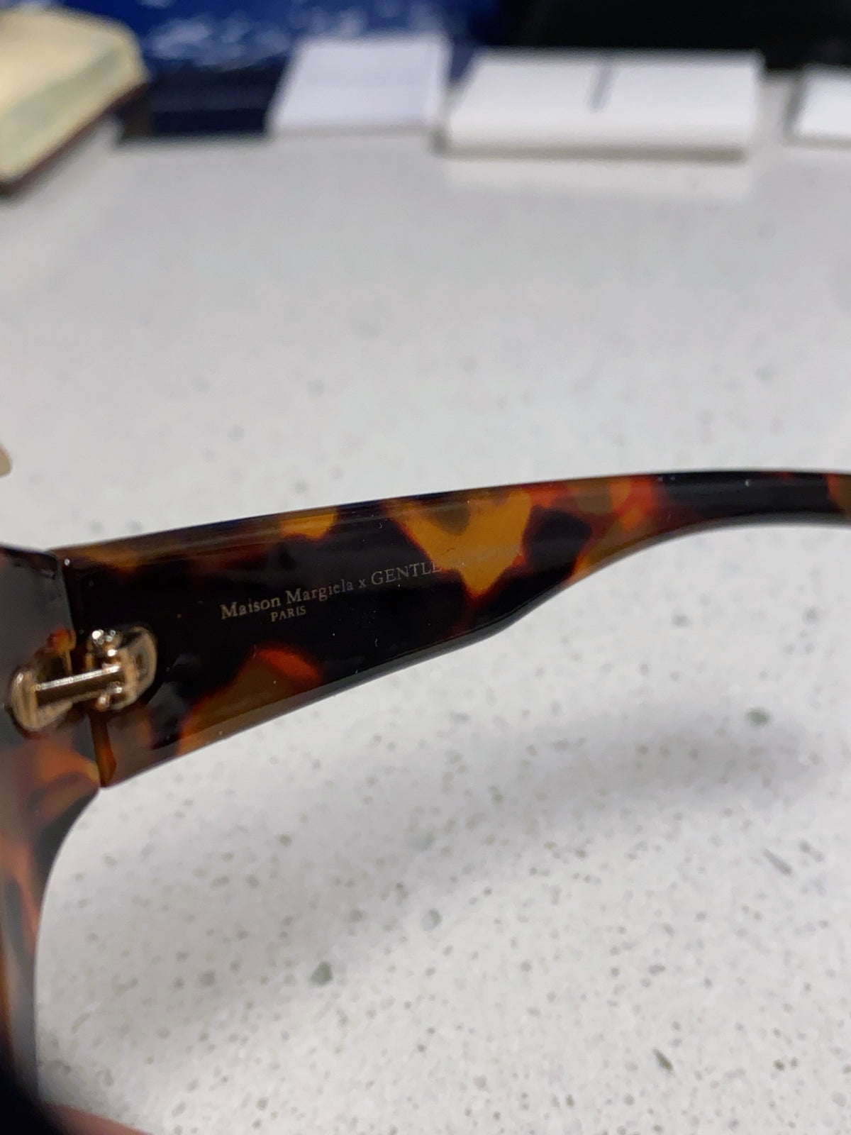 Gentle Monster MM003 Cat-Eye Black Lens Sunglasses for Women - 449982 - detail image 8
