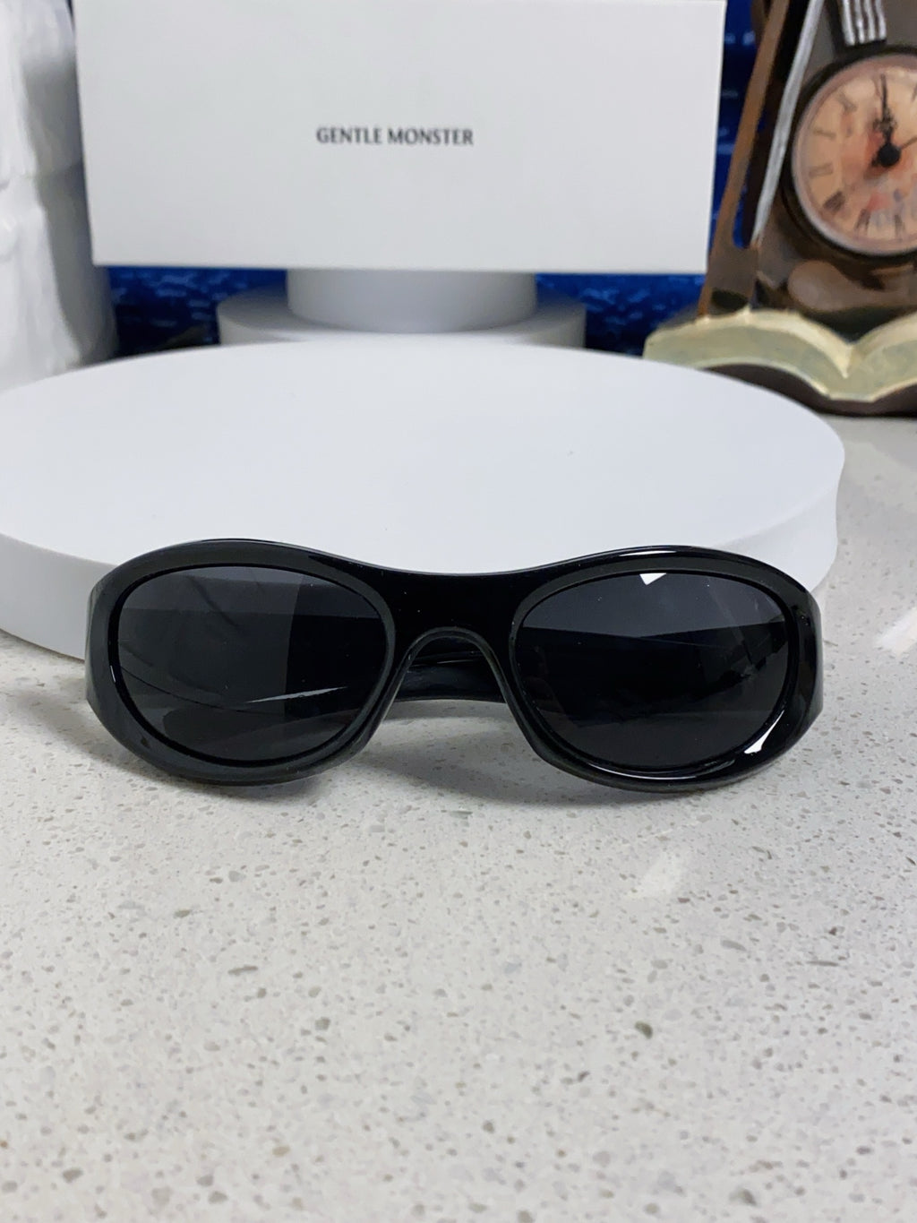 Gentle Monster MM003 Cat-Eye Black Lens Sunglasses for Women - 416459 - detail image 9