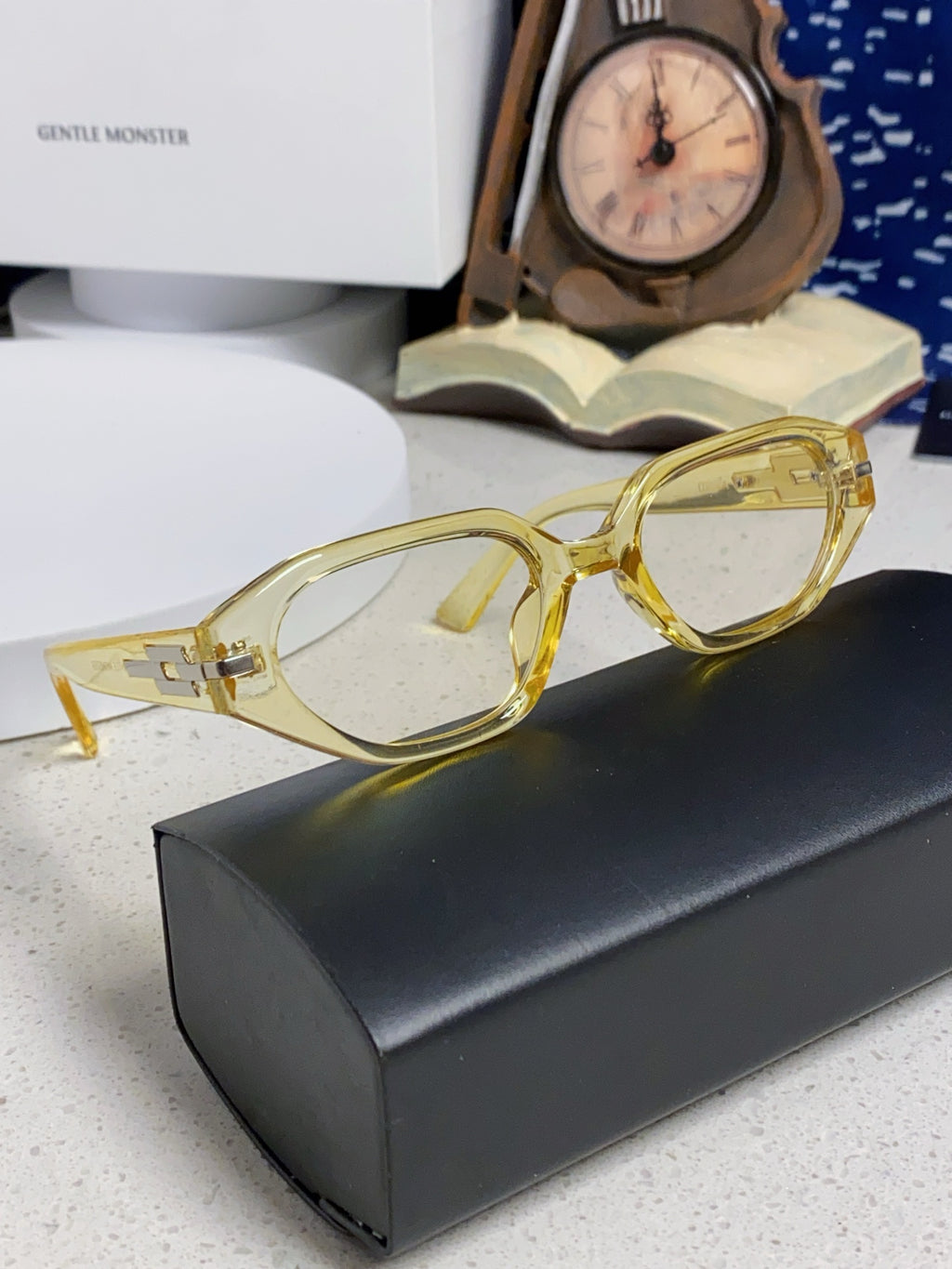 Gentle Monster CORSICA Cat-Eye Silver Lens Sunglasses for Men & Women - 449992 - detail image 10