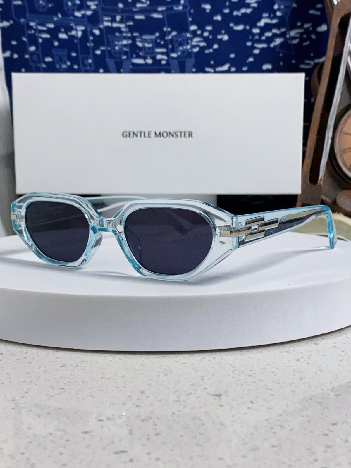 Gentle Monster CORSICA Cat-Eye Blue Lens Sunglasses for Men & Women