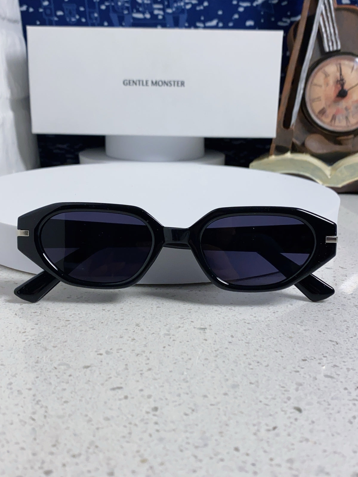 Gentle Monster CORSICA Cat-Eye Gold Lens Sunglasses for Men & Women - detail image 9