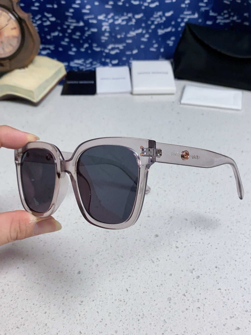 Gentle Monster KUKU Polarized Square Black Lens Sunglasses for Women - detail image 6