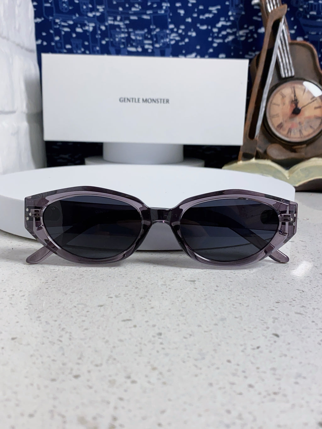 Gentle Monster DADA Cat-Eye Black Lens Sunglasses for Men & Women - 432953 - detail image 9
