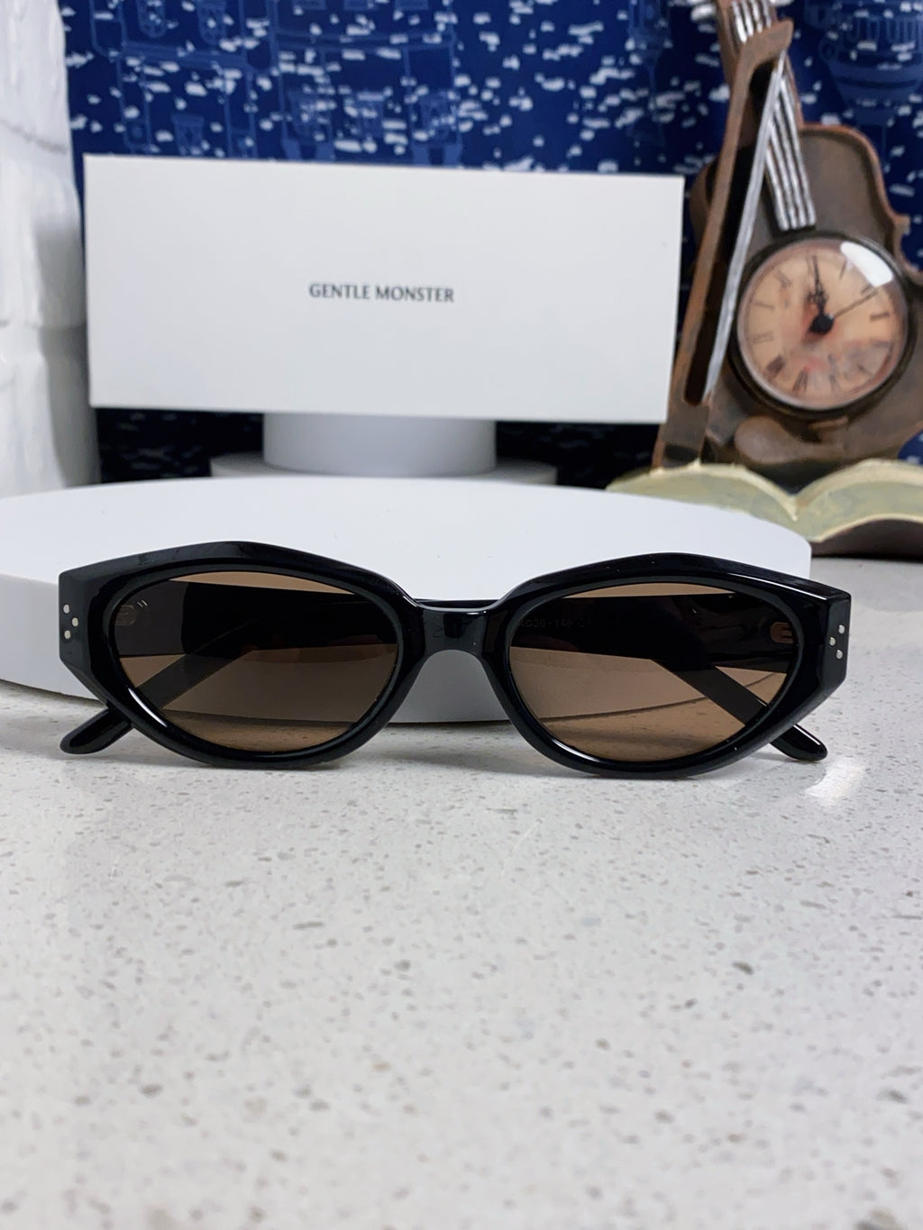 Gentle Monster DADA Cat-Eye Brown Lens Sunglasses for Men & Women - 998479 - detail image 9