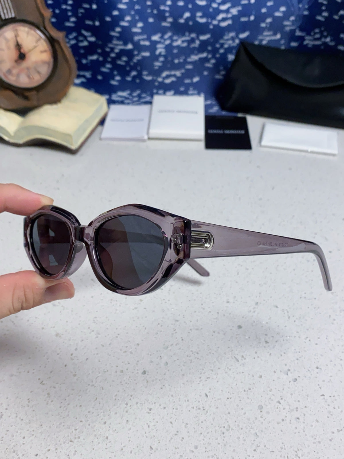 Gentle Monster DADA Cat-Eye Black Lens Sunglasses for Men & Women - 432953 - detail image 6