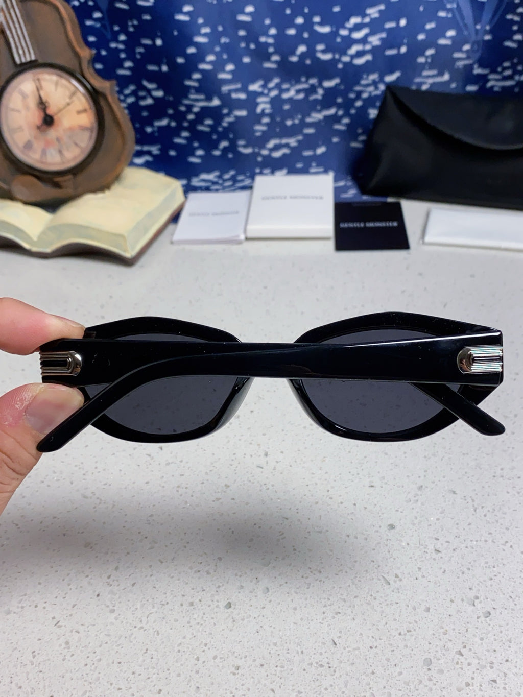 Gentle Monster DADA Cat-Eye Black Lens Sunglasses for Men & Women - detail image 5
