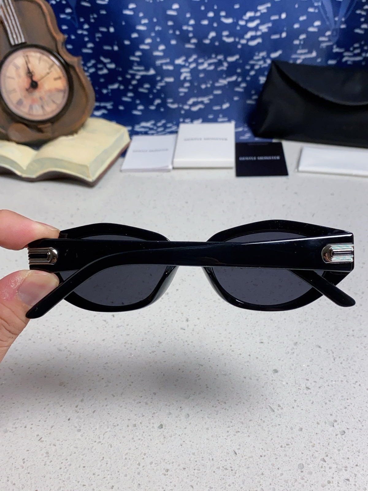 Gentle Monster DADA Cat-Eye Black Lens Sunglasses for Men & Women - detail image 5