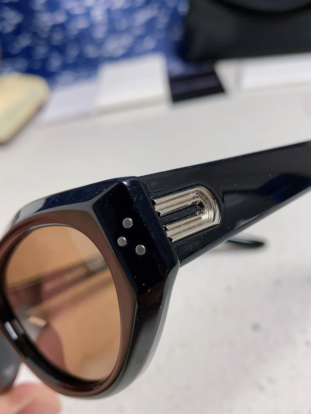 Gentle Monster DADA Cat-Eye Brown Lens Sunglasses for Men & Women - 998479 - detail image 7