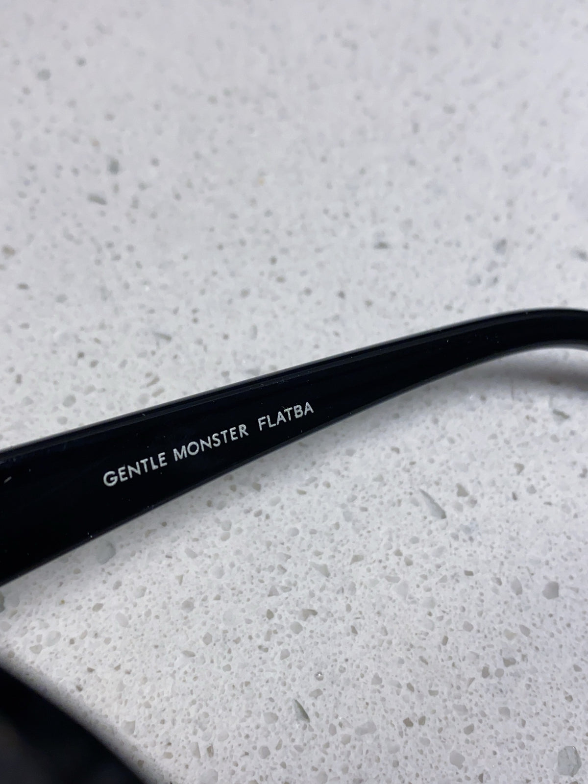 Gentle Monster DADA Cat-Eye Black Lens Sunglasses for Men & Women - 432956 - detail image 8