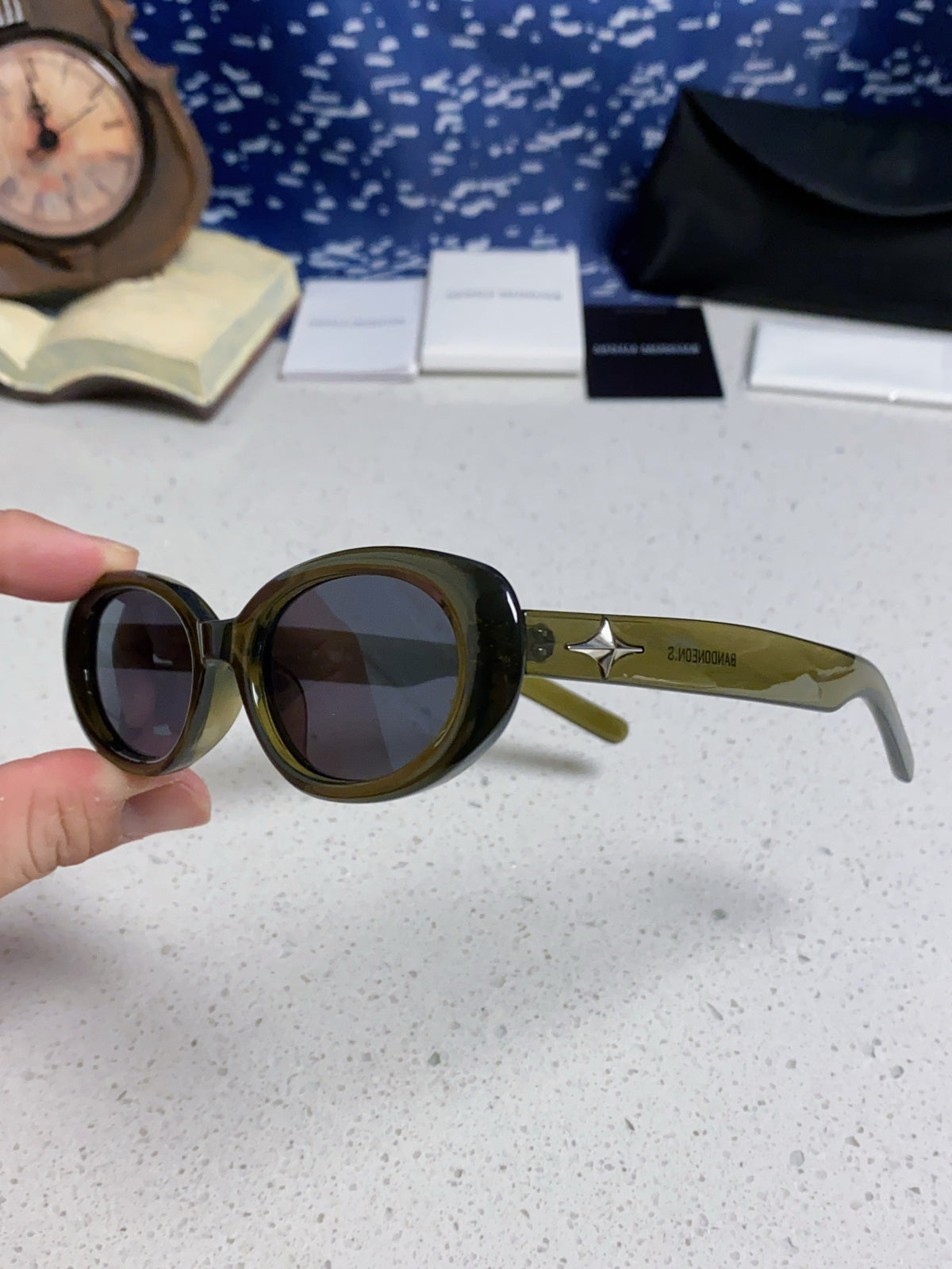 Gentle Monster BANDONA Round Black Lens Sunglasses for Men & Women - 488039 - detail image 6